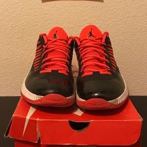 Jordan Super.Fly Low